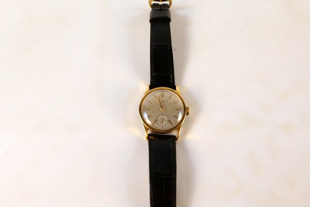 Lot 79 Vintage Patek Philippe Calatrava 18K Wristwatch